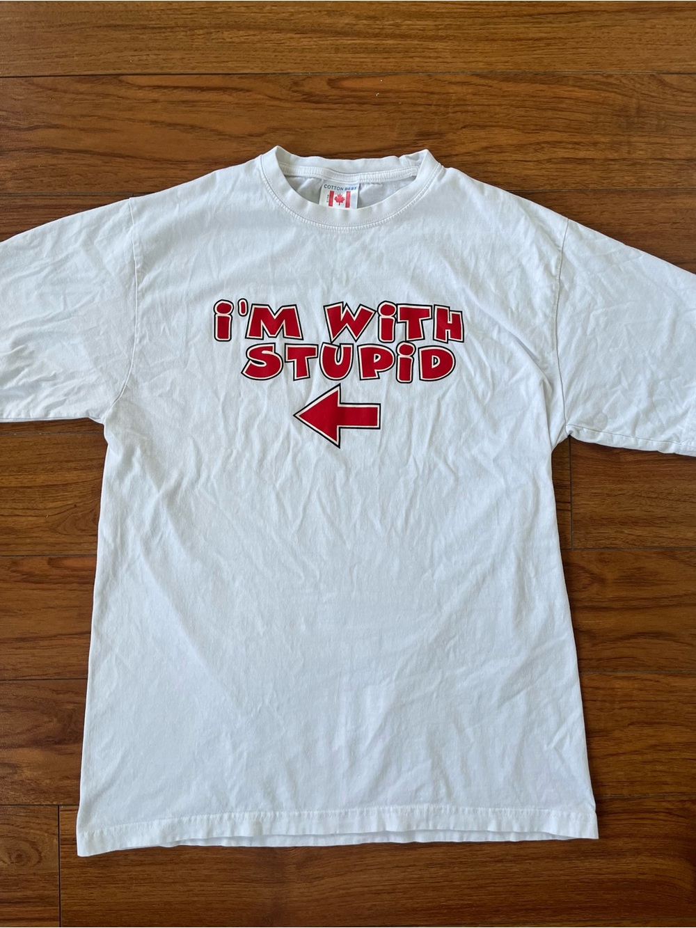 Vintage made in Canada White Graphic Tee - "I'm With Stupid" Red Arrow